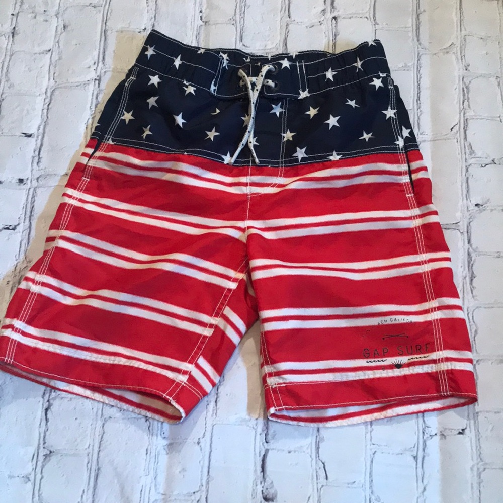 Gap kids boys swim trunks. Sz s. Gently used